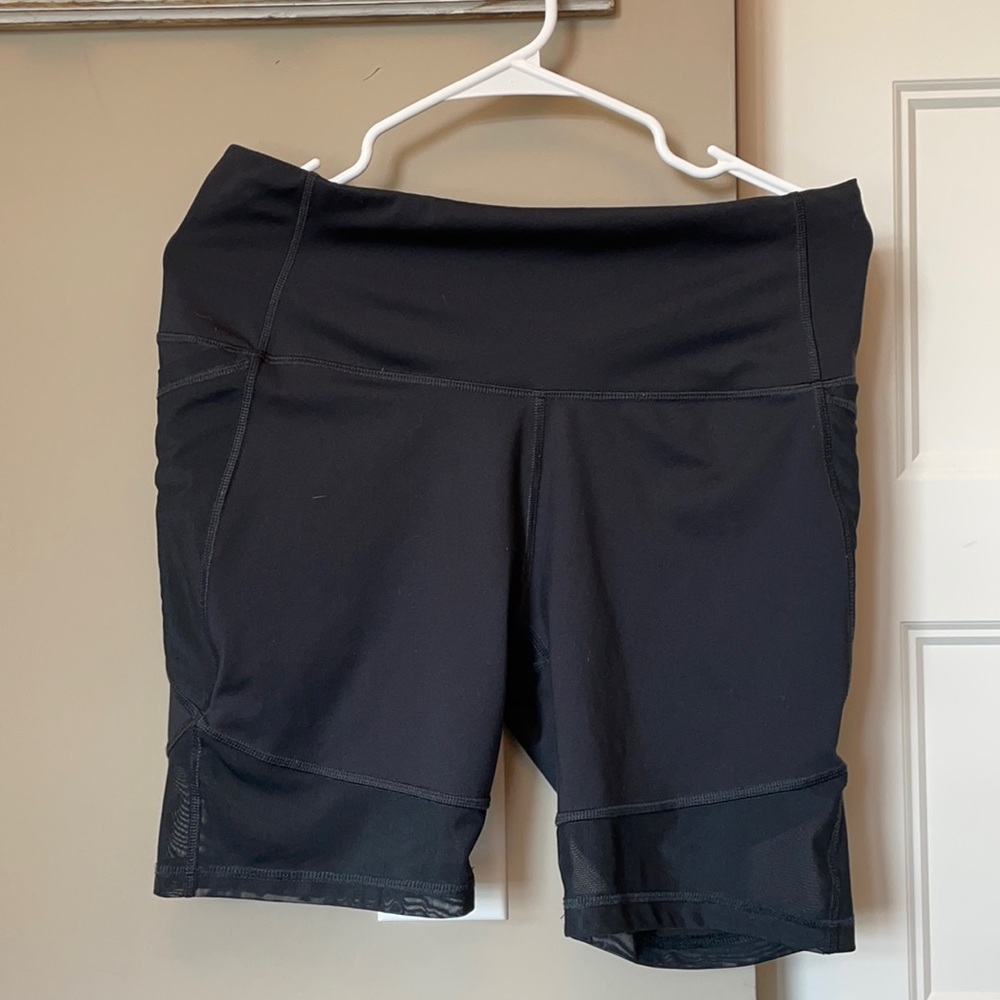 black biker shorts